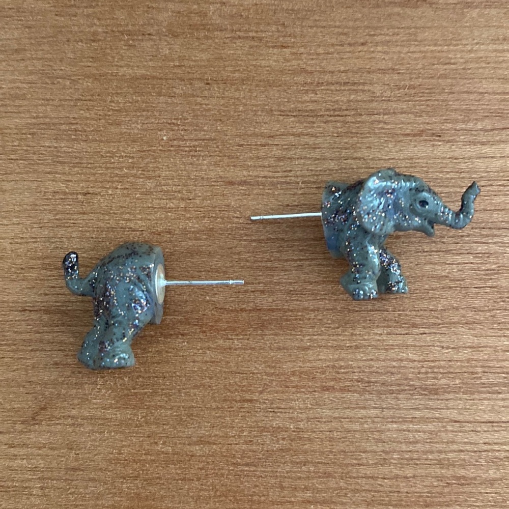 Elephant stud earrings